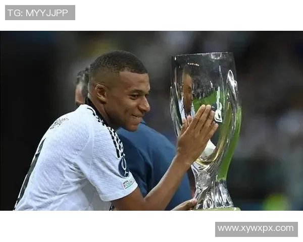 太阳引发球迷热议 争议行为让球迷炸锅引发广泛讨论 太阳引发球迷热议 争议行为让球迷炸锅引发广泛讨论